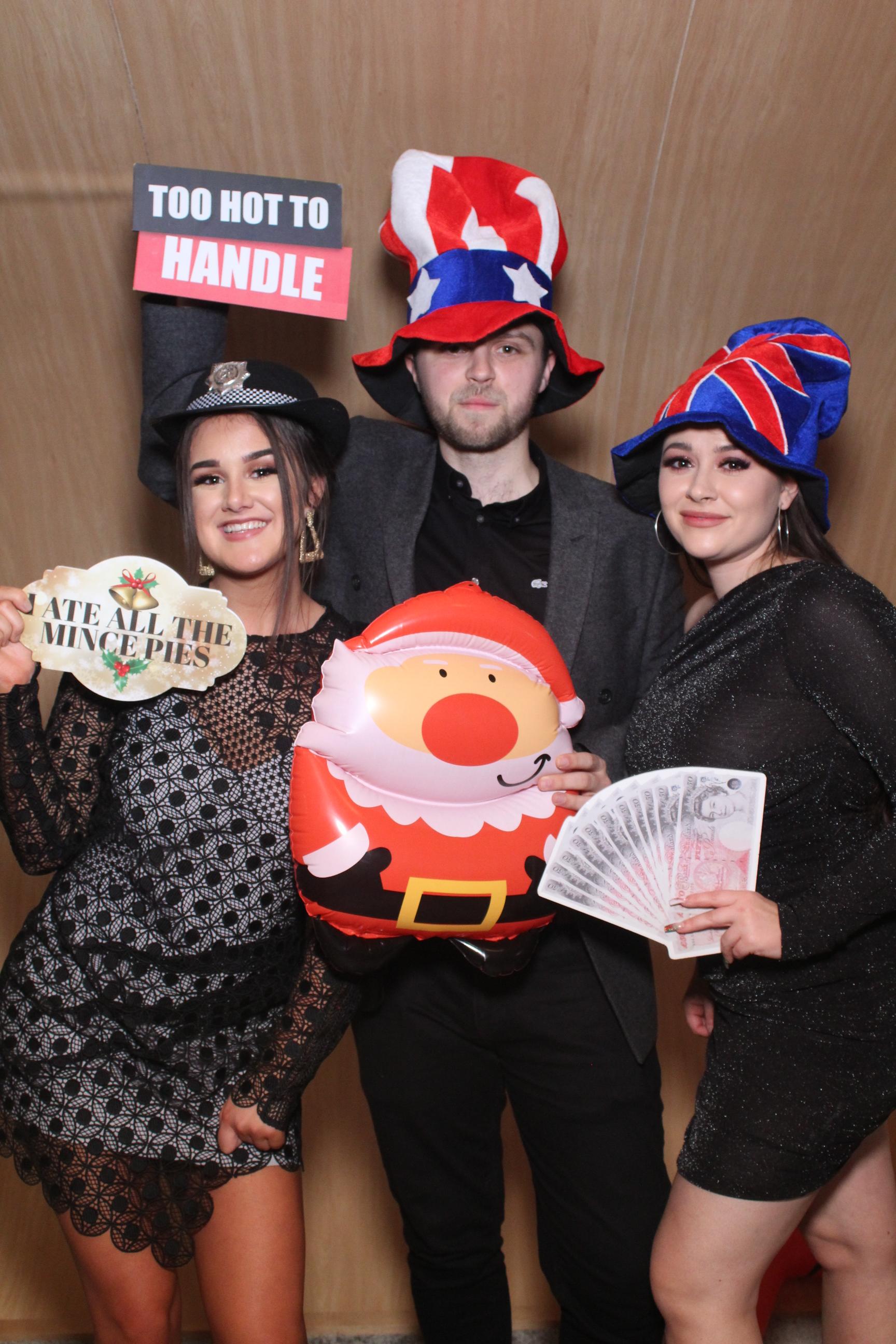 People Christmas Party 2019 | View more photos from the event at gallery.magicimages.uk/u/MagicImages/People-Christmas-Party-2019